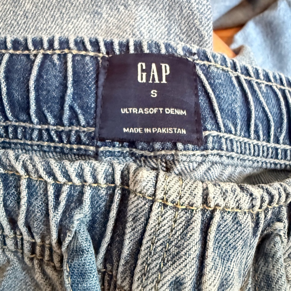 Jeans Subcategory Identification - Picture 3 of 6